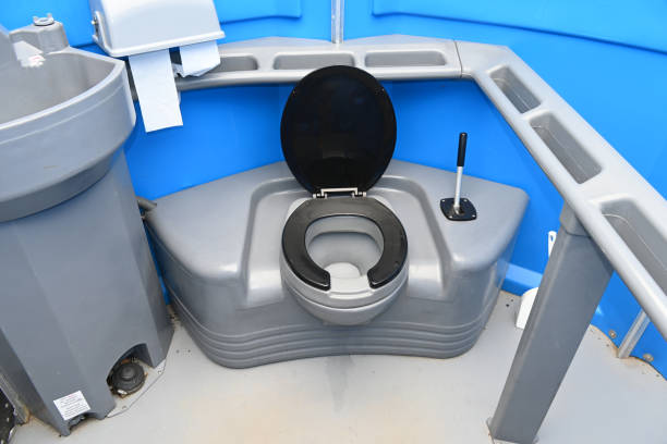 Best Portable restroom trailer rental  in Walnut Creek, CA
